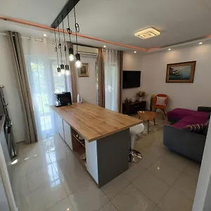  Apartman & Primavera